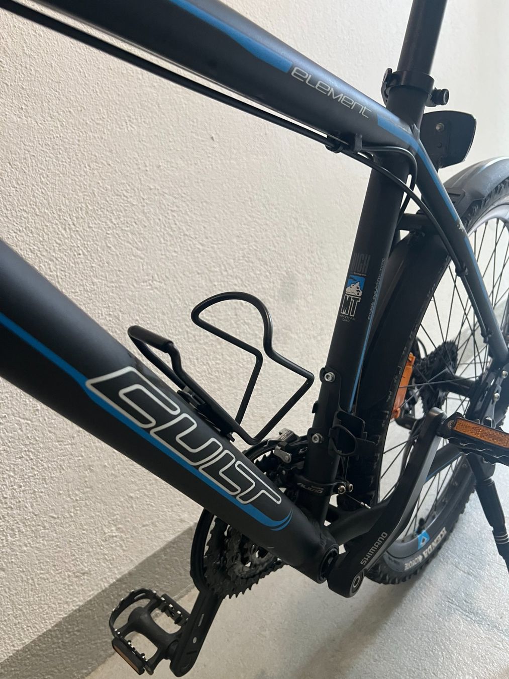 Biciclette: Fahrrad MTB 48cm Element2 26`` CULT – Usato da Adliswil venduto da tob_v6kn 3