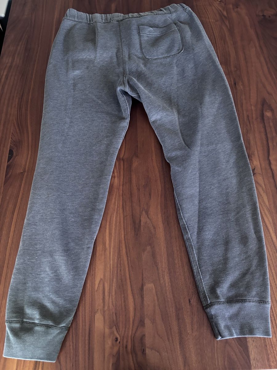Abercrombie Pantaloni: Abercrombie & Fitch Trainerhosen – Usato da Jona venduto da yan_sg85 1