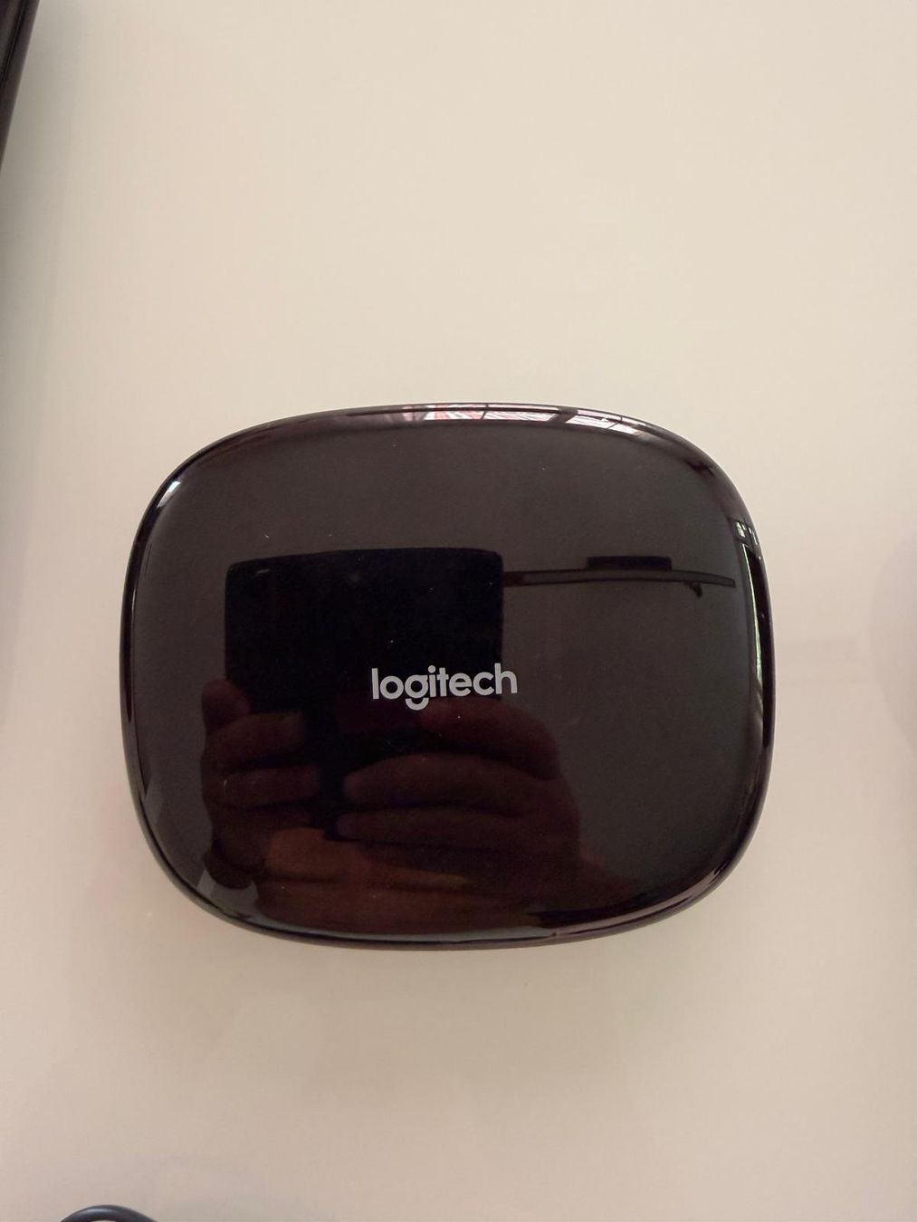 Logitech Telecomandi: Logitech Harmony Hub télécommande – Usato da Vouvry venduto da MOPSwiss 1