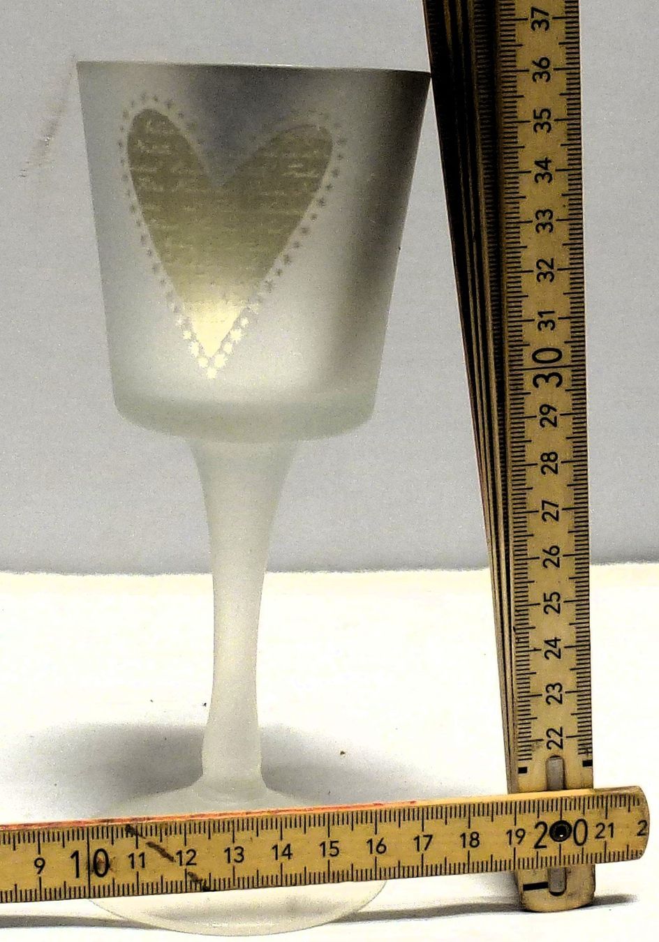 Gläser: Glas mit Herz – Gebraucht aus Murgenthal von B.StM