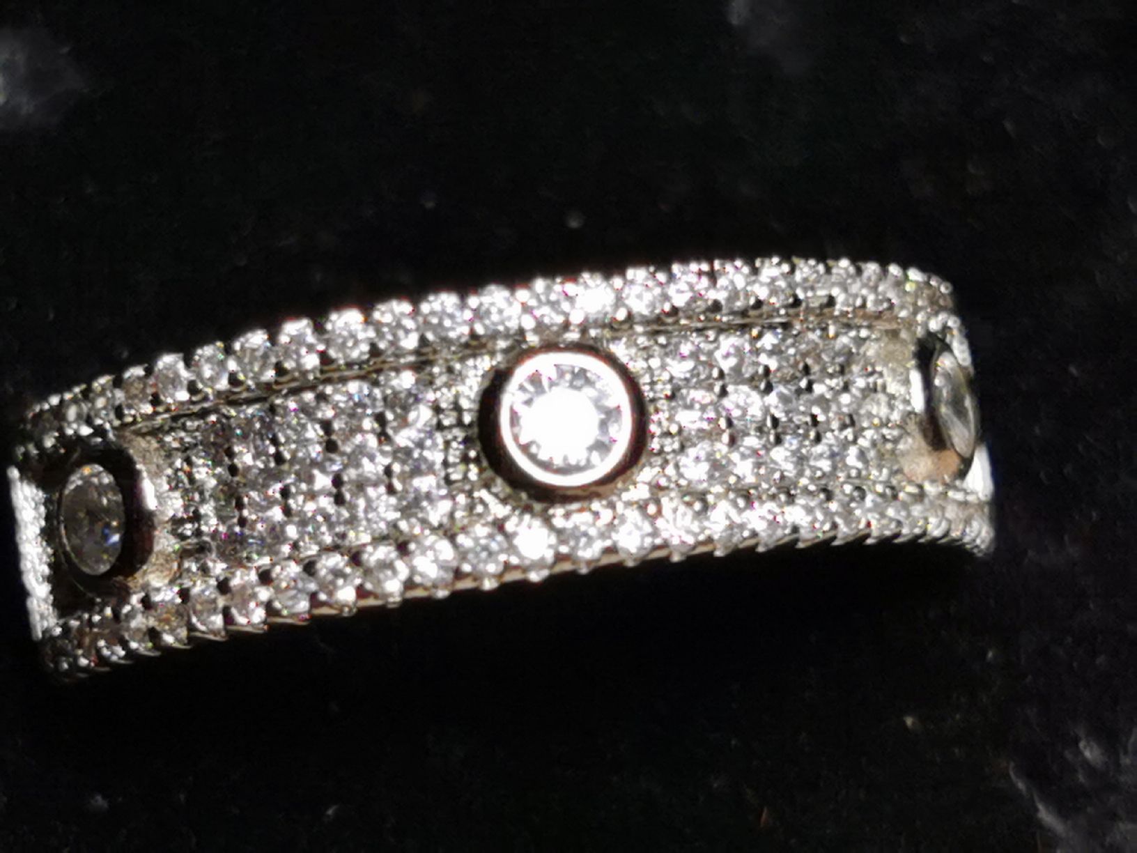 Ringe: Damen Ring 18 mm. – Neu und originalverpackt aus Schlieren von vlalif