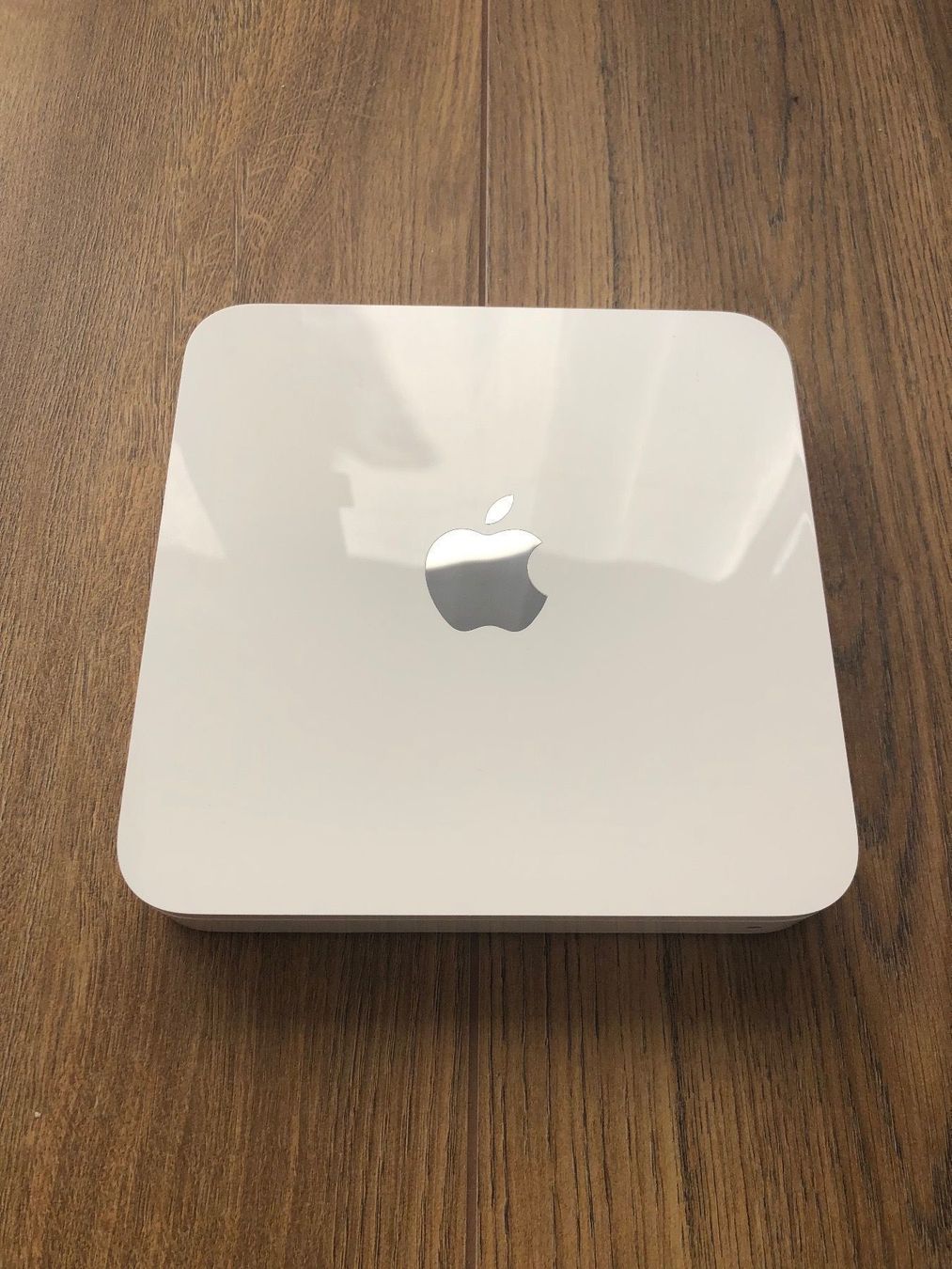 Dischi rigidi: APPLE TIMECAPSULE NAS 2TB – Usato da Mülenen venduto da CreativeSolutions 4