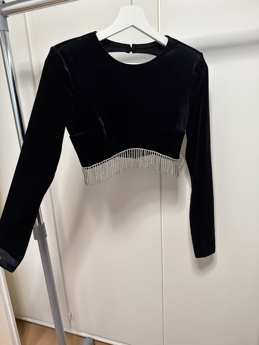 Bershka Top: Bershka Samt-Top mit Fransen, Gr. S – Usato da Thun venduto da tat_zb9b