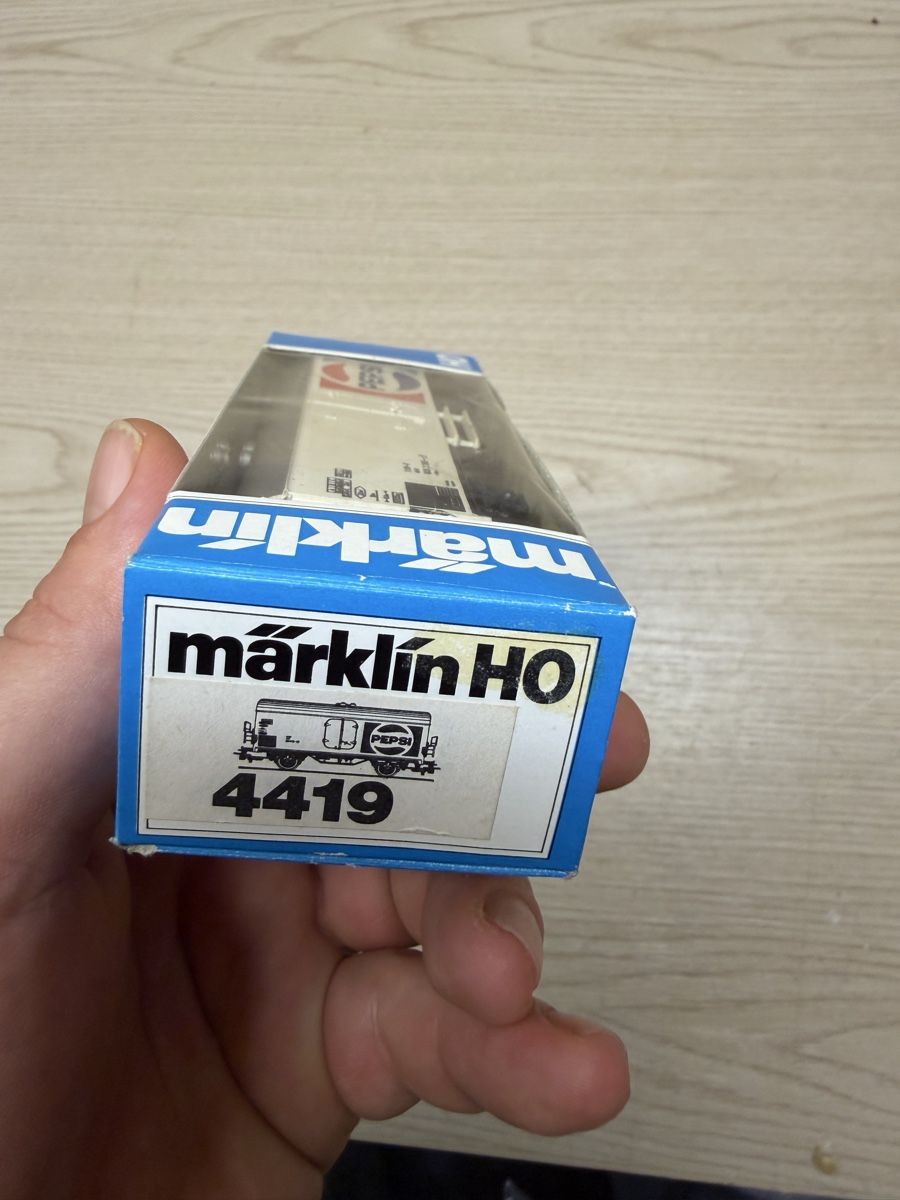 Märklin Modelleisenbahnen: Marklin Güterwagen HO Pepsi 4419 – Gebraucht aus Herzogenbuchsee von ioa_zcm6 1