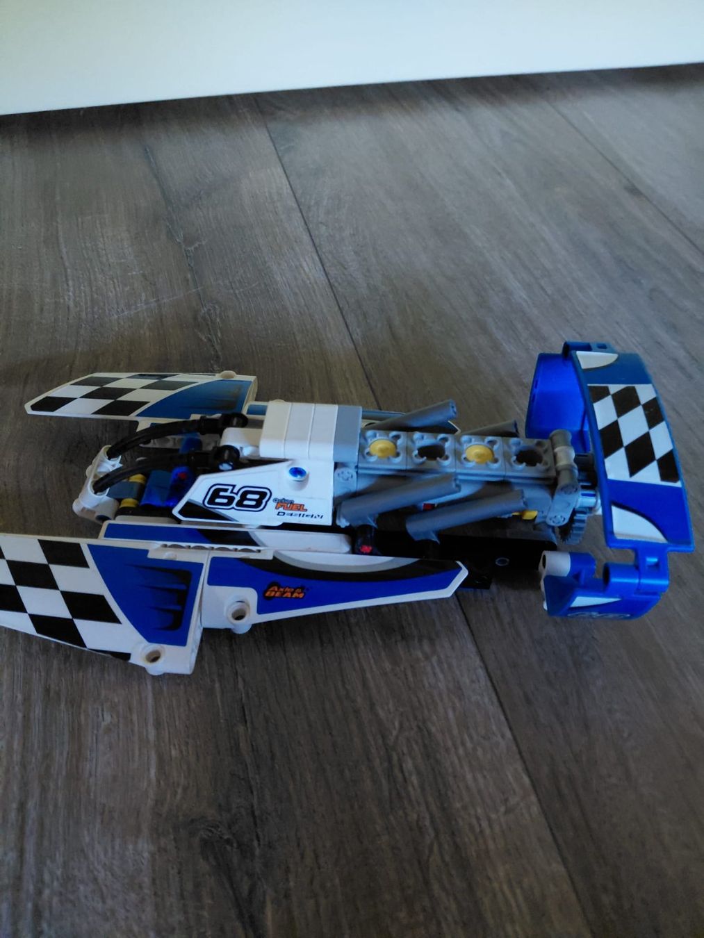 Lego Spielzeuge: LEGO Technic 42045 : Le hydroglisseur de course – Gebraucht aus Eschert von elleajis 1
