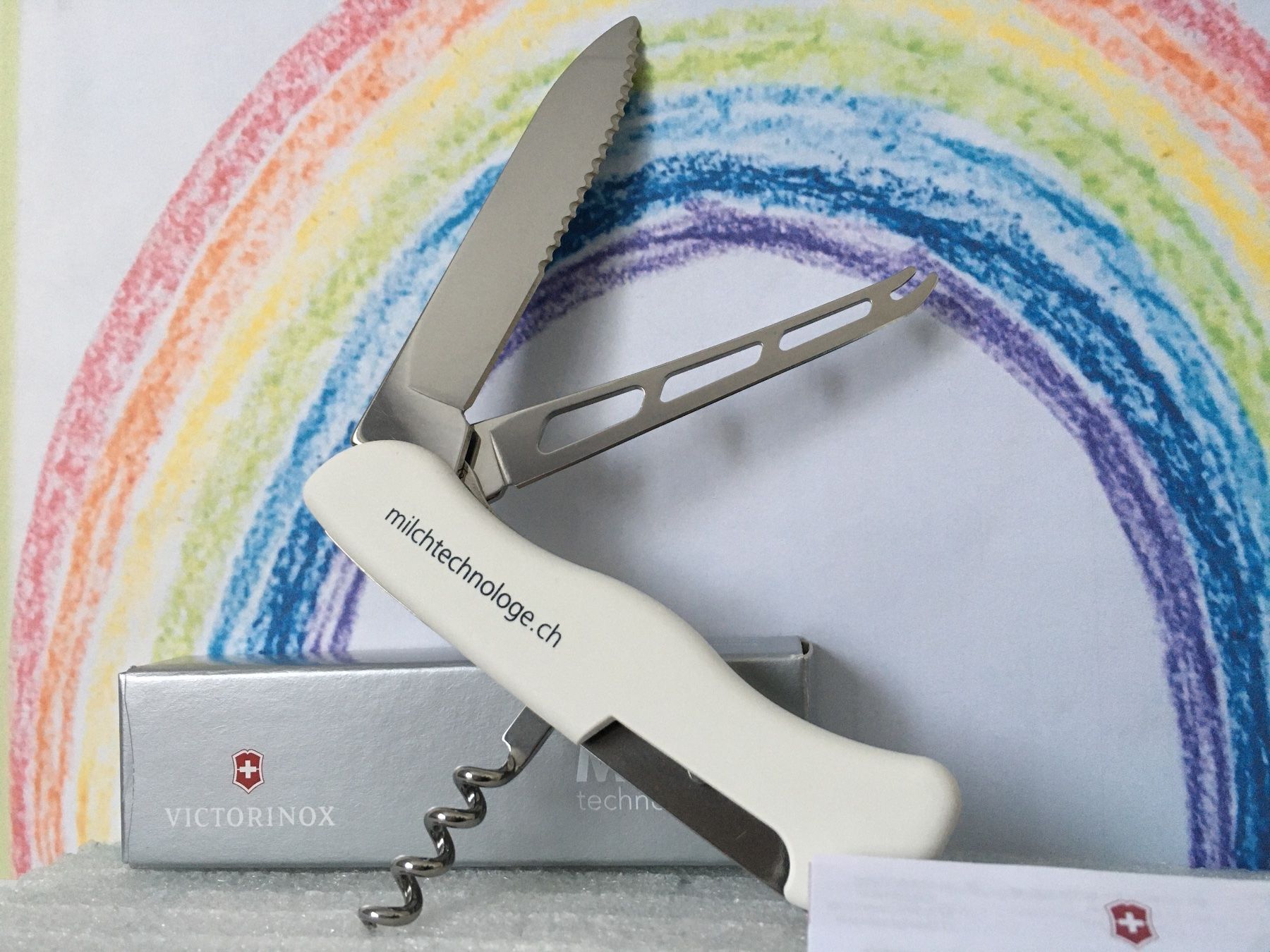 Victorinox Taschenmesser: VICTORINOX - Schweizer Käsemesser - MILCHtechnologe/in – Neu und originalverpackt aus Andwil SG von Rainboli 1