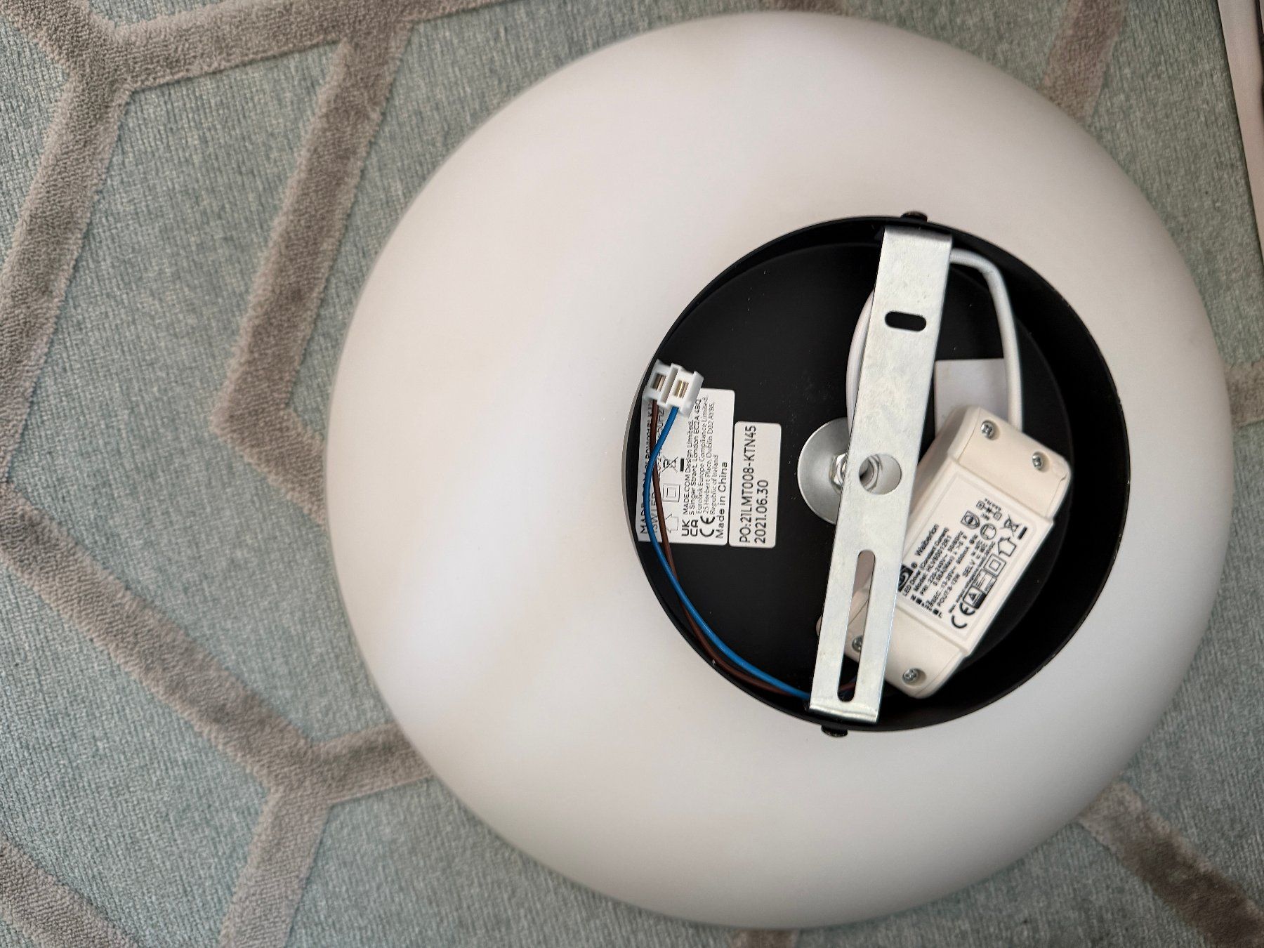 Kronleuchter & Deckenlampen: Deckenleuchte in Schwarz und Weiss – Gebraucht aus Zürich von Ikle00 5