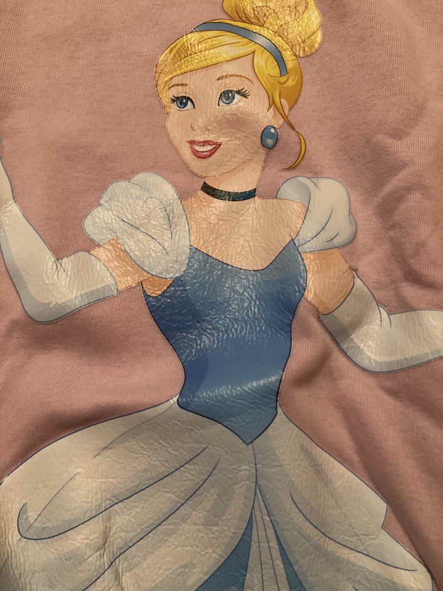 Pullover & Sweatshirts: Cinderella Pullover Gr. 122/128 – Gebraucht aus Emmenbrücke von JJ_89 2