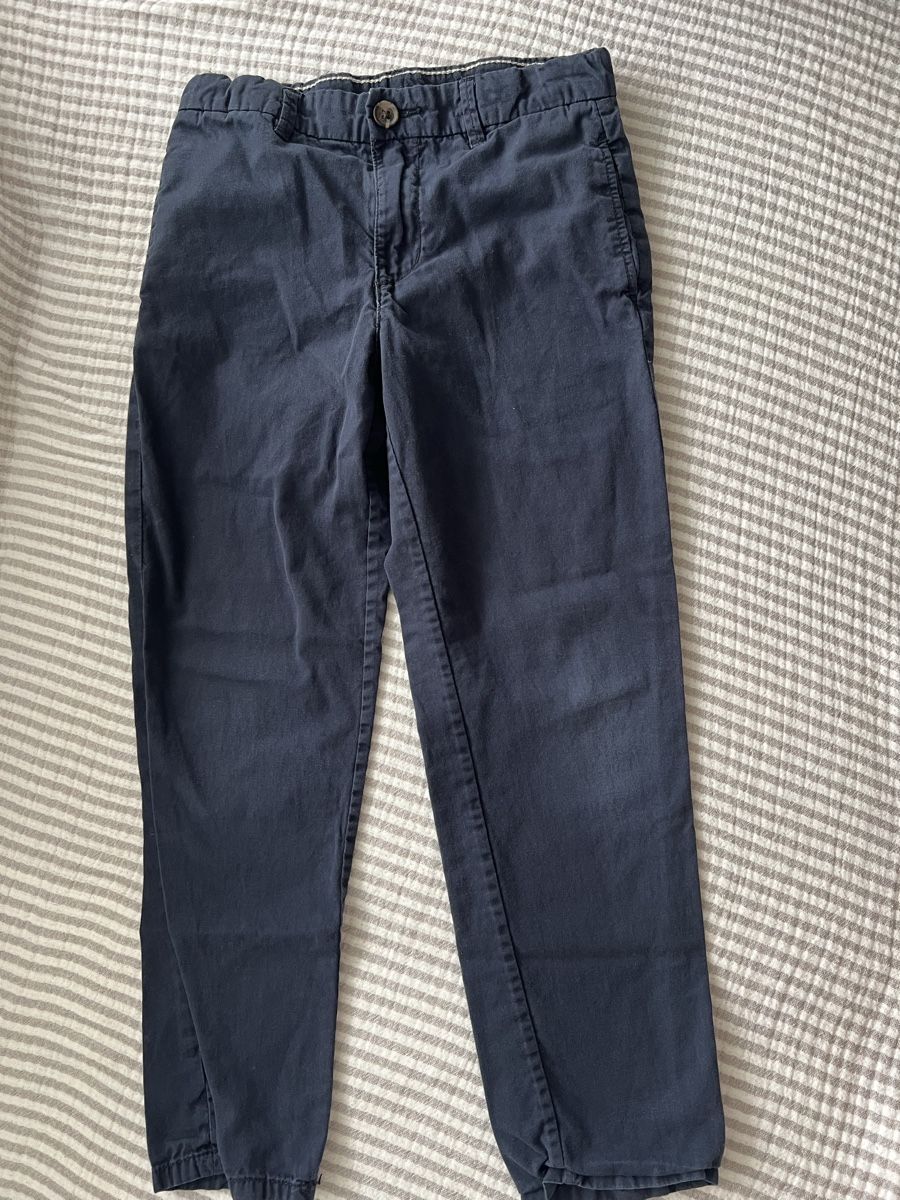 H&M Pantaloni: H&M HOSE NAVY GR 128 – Usato da Basel venduto da theo-g77