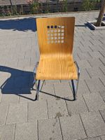Stapelstühle Holz Metall 12 Stück guter Zustand