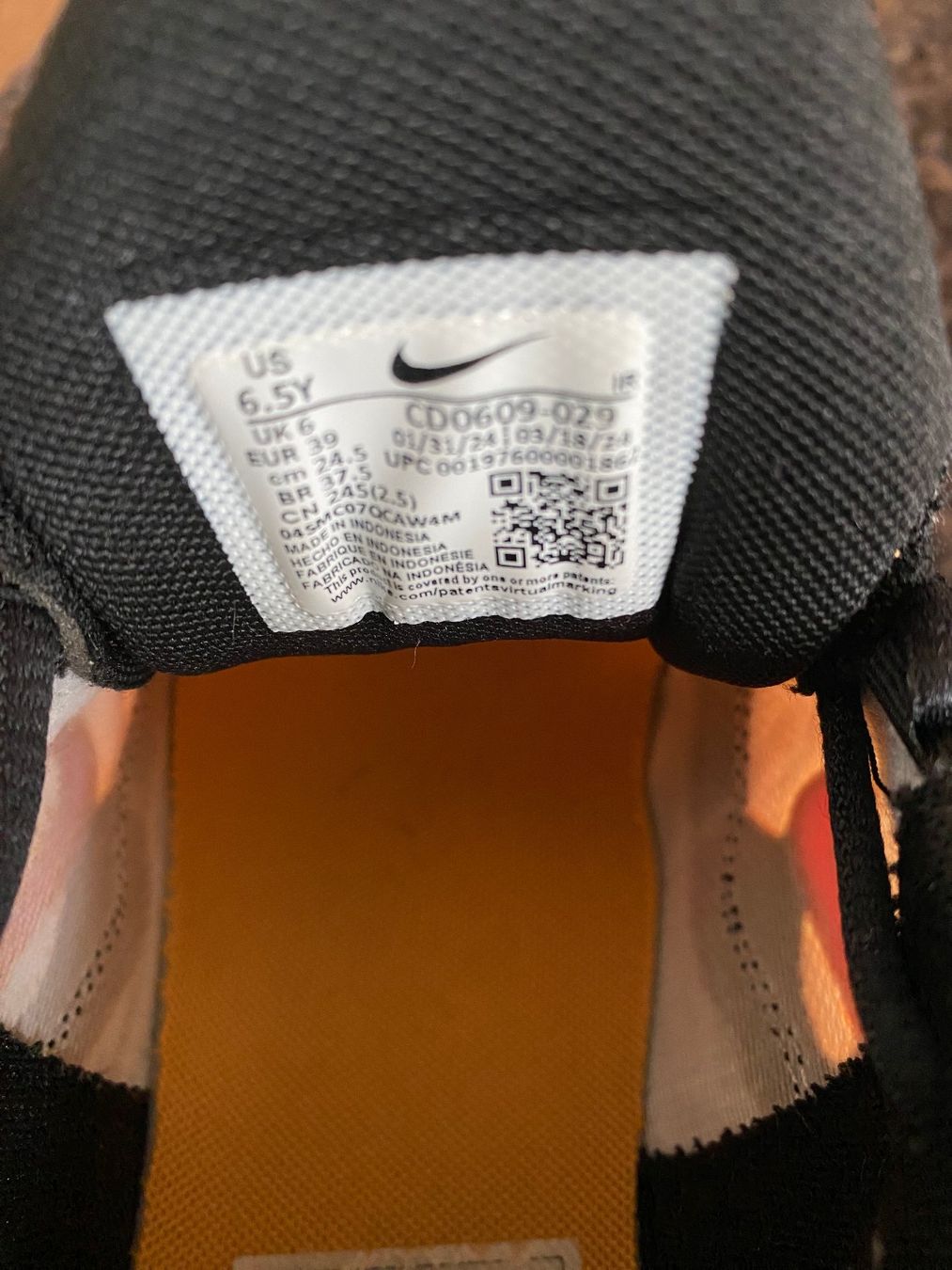 Nike Herrenschuhe: Sneaker Nike Air Max Plus "Sunset" - Gr. 39 – Gebraucht aus Oberlunkhofen von cfe_k6ws 3