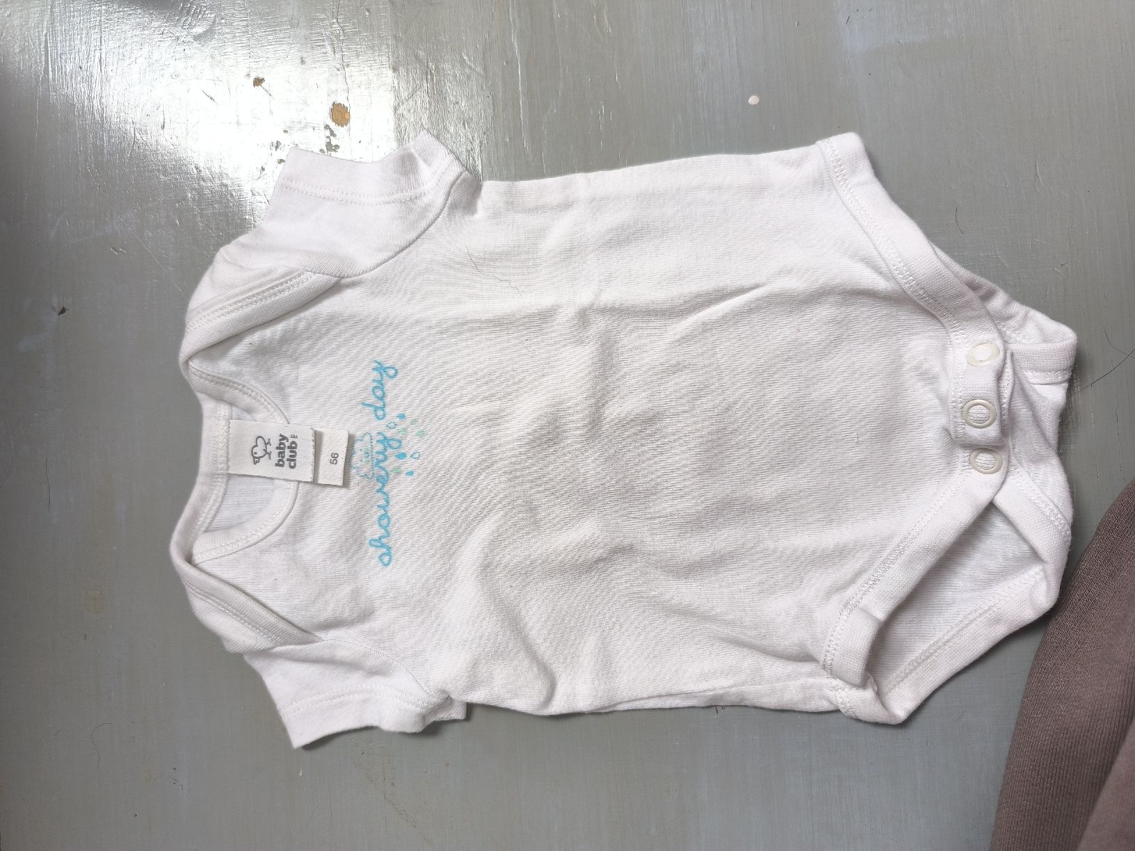 Sous-vêtements: Newborn Kurzarmbody – D'occasion à Alikon par j_g_d6cb
