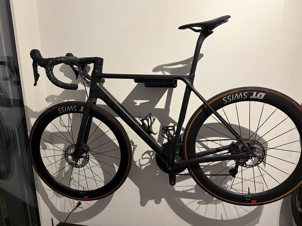 Canyon Ultimate CF SL 8 Disc-Größe M- exkl. Carbon Räder (Gebraucht) in ...