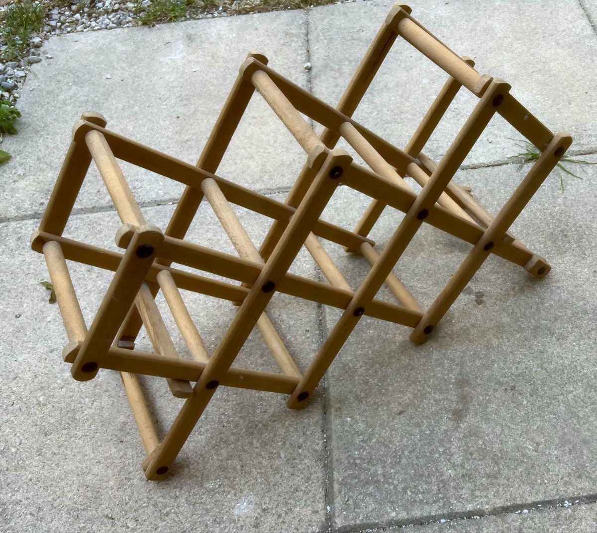 Etagères & Armoires à vins: Porte-bouteilles pliable en bois  – D'occasion à Vallorbe par gtornado80 1