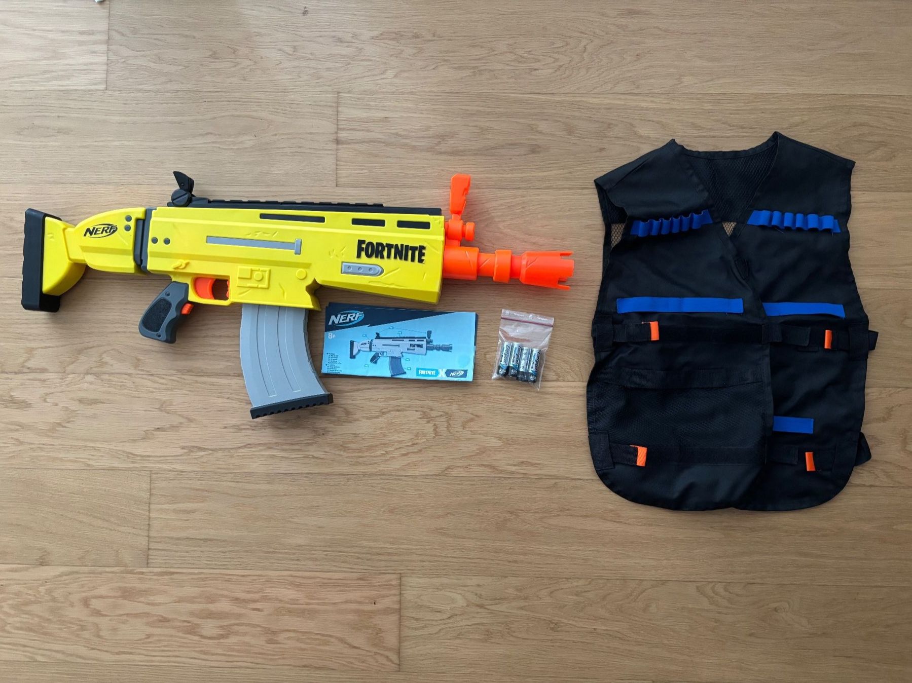 Nerf Giocattoli: Nerf Fortnite AR-L mit Munitionsweste – Nuovo (secondo la descrizione) da Zürich venduto da steph27030 1