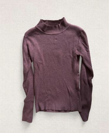 Rollkragenpullover lila Grösse S Rib-Strick neuwertig