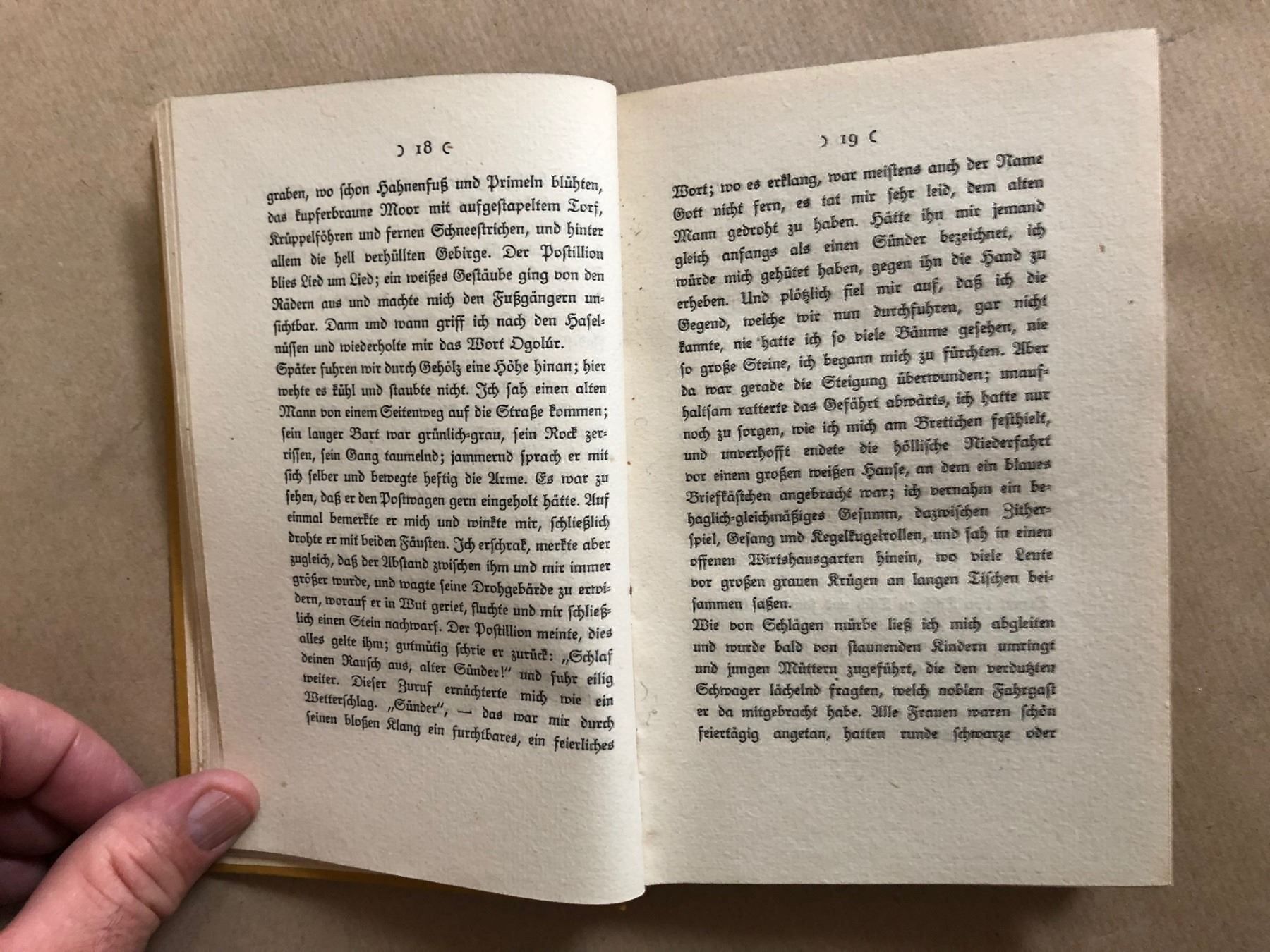 Libri: Dr. Giuseppe Clivio: Hans Carossa – Usato da Zürich venduto da allp 6
