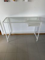 Glas Regal