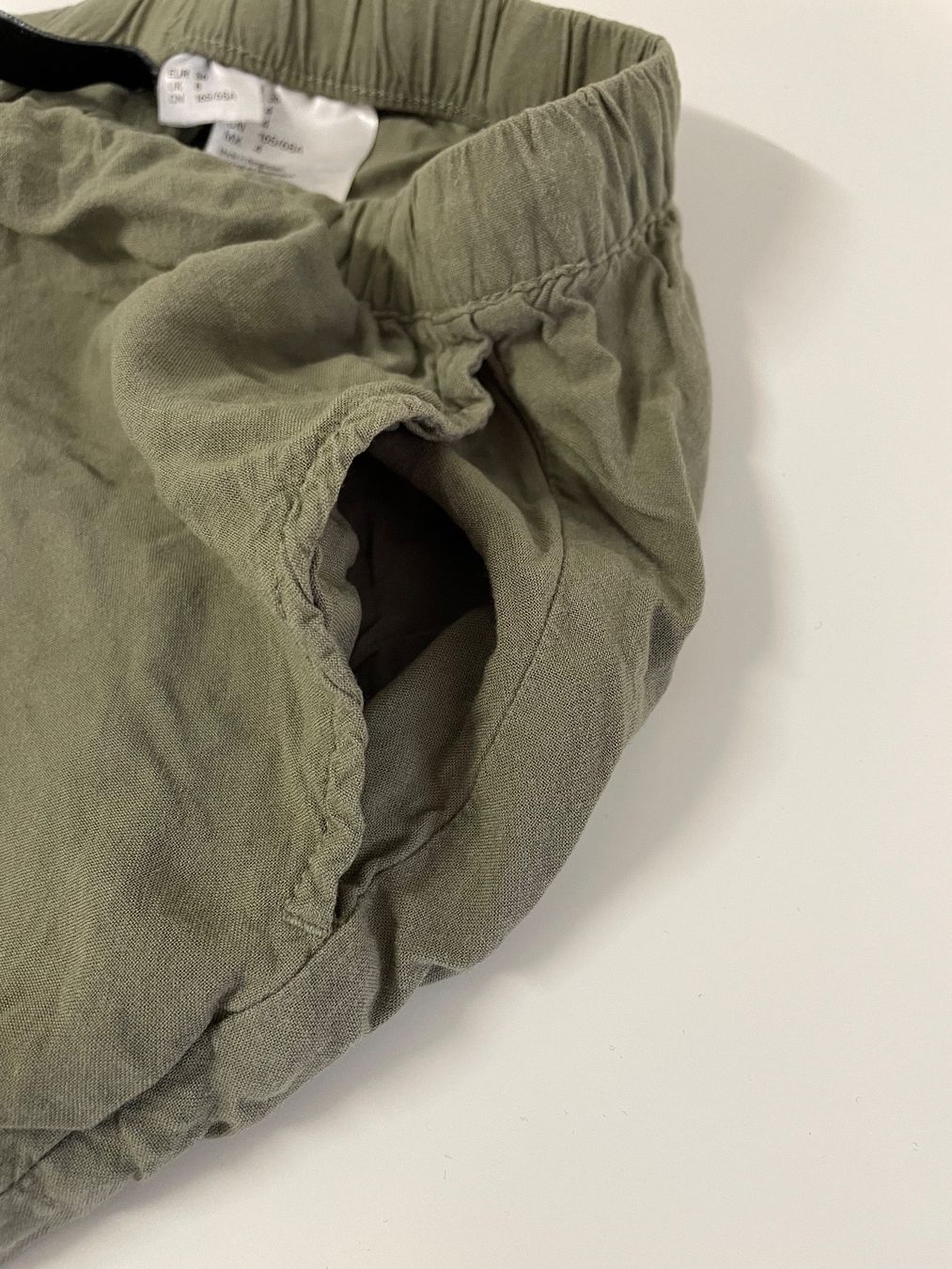 H&M Pantaloni: H&M Shorts 2 Stück – Usato da Basel venduto da Robyn20 3