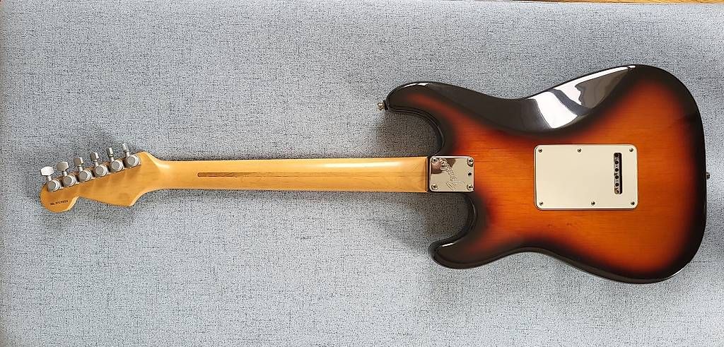 Strumenti musicali: Fender Stratocaster Plus 1995 – Usato da Neuchâtel venduto da zikch 2