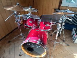 Hochwertiges Schlagzeug von SCS Drums mit div. Zubehör