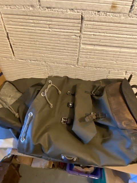 Schweizer Armee Zaini: MILITÄRRUCKSACK  CH ARMEE – Usato da Chur venduto da silbermon 7