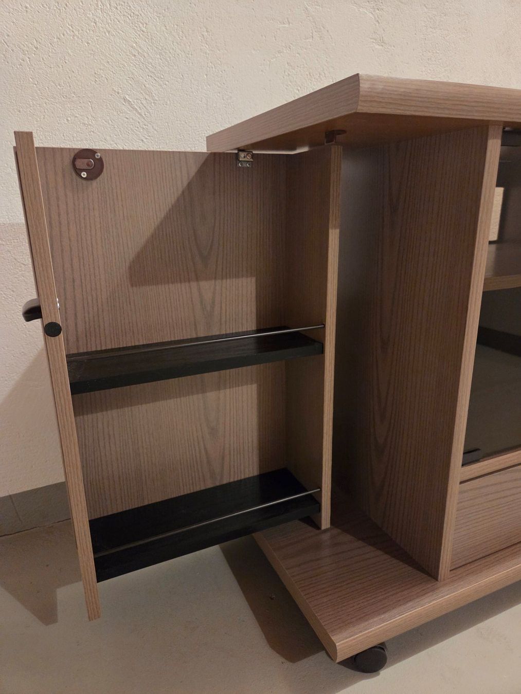 TV Möbel: Vintage Sideboard aus den 1990er Jahren – Gebraucht aus Näfels von SuEdHe 2