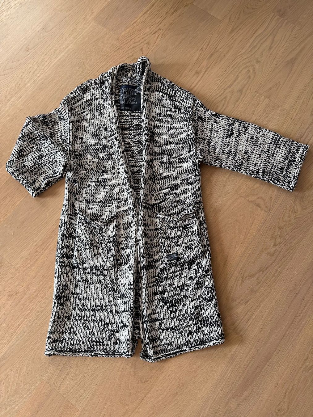 Superdry Vestes: Superdry Strickjacke, Grösse S – D'occasion à Bonstetten par Savannah7
