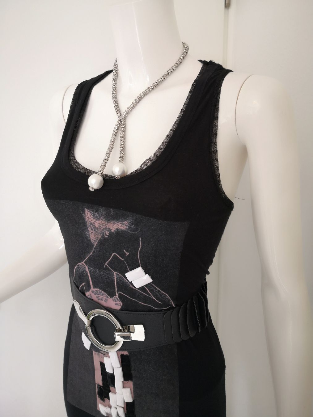 Mango Tops: 🤩MANGO TOP SCHWARZ MIT DRUCK & PERLEN – Neuf (Voir description) à Olten par Naja-Twins-Twins 4