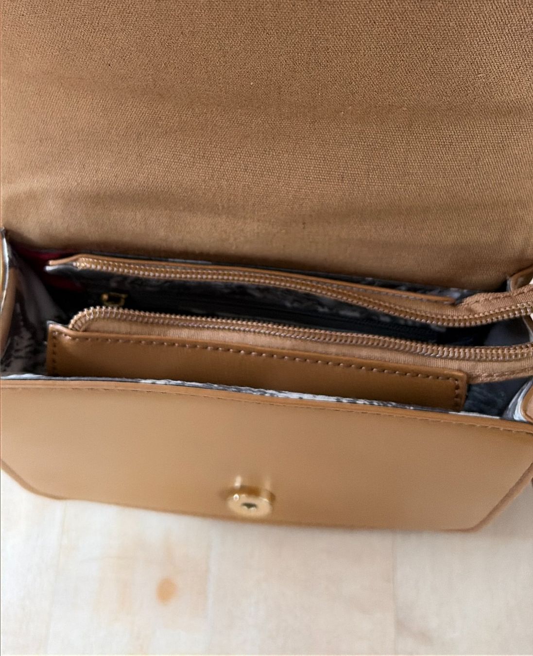 Borse da donna: Tasche hellbraun – Nuovo (secondo la descrizione) da Azmoos venduto da Verwir64 1