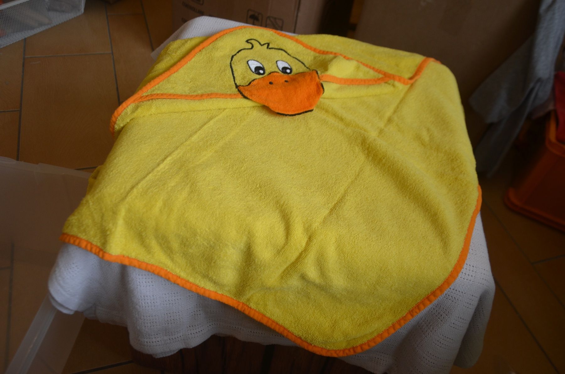 Teli da bagno: BABY BAD SERVIETTE  ENTE - CM 70X70 – Usato da Chiasso venduto da Dolly015