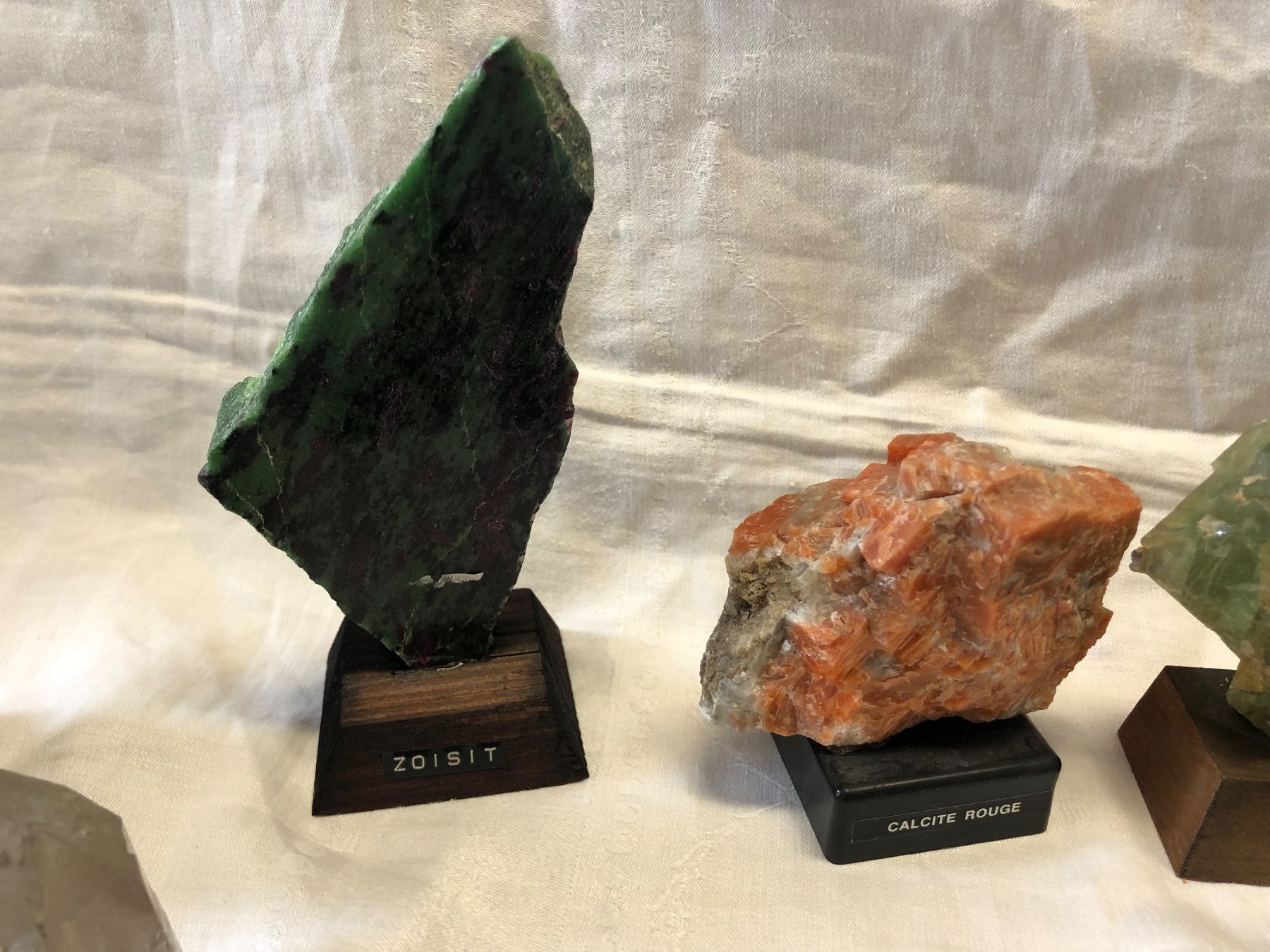 Minerali & Pietre curative: Diverse Edelsteine / Berg-Kristalle – Usato da Brunnen venduto da Allerwaren 2