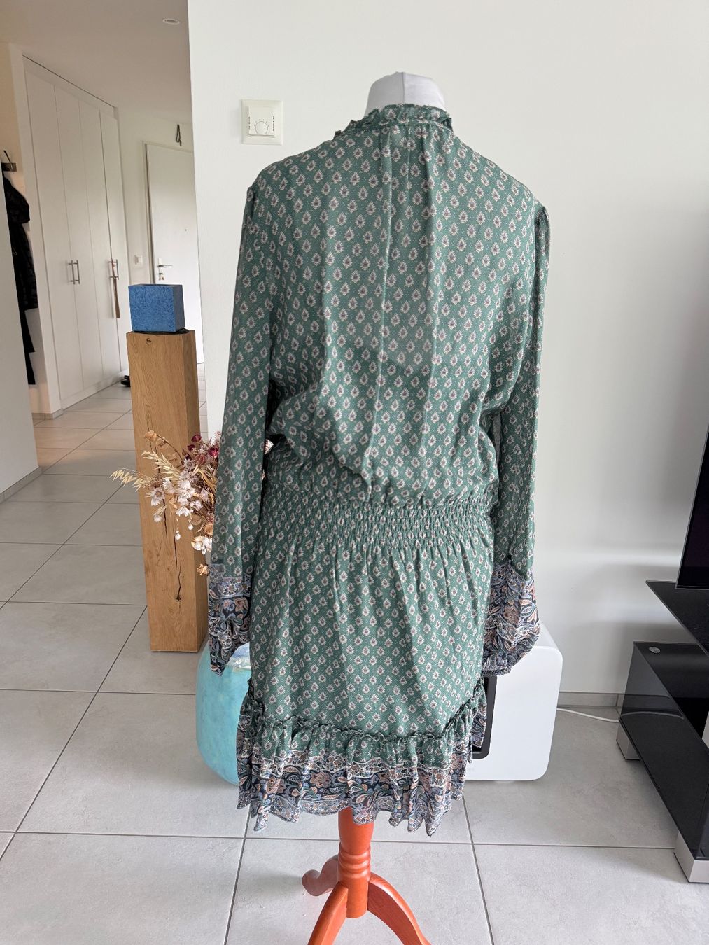 Vestiti: Veronica Beard Seidenkleid, Gr. M, neuwertig! – Usato da Nänikon venduto da Monimos 2