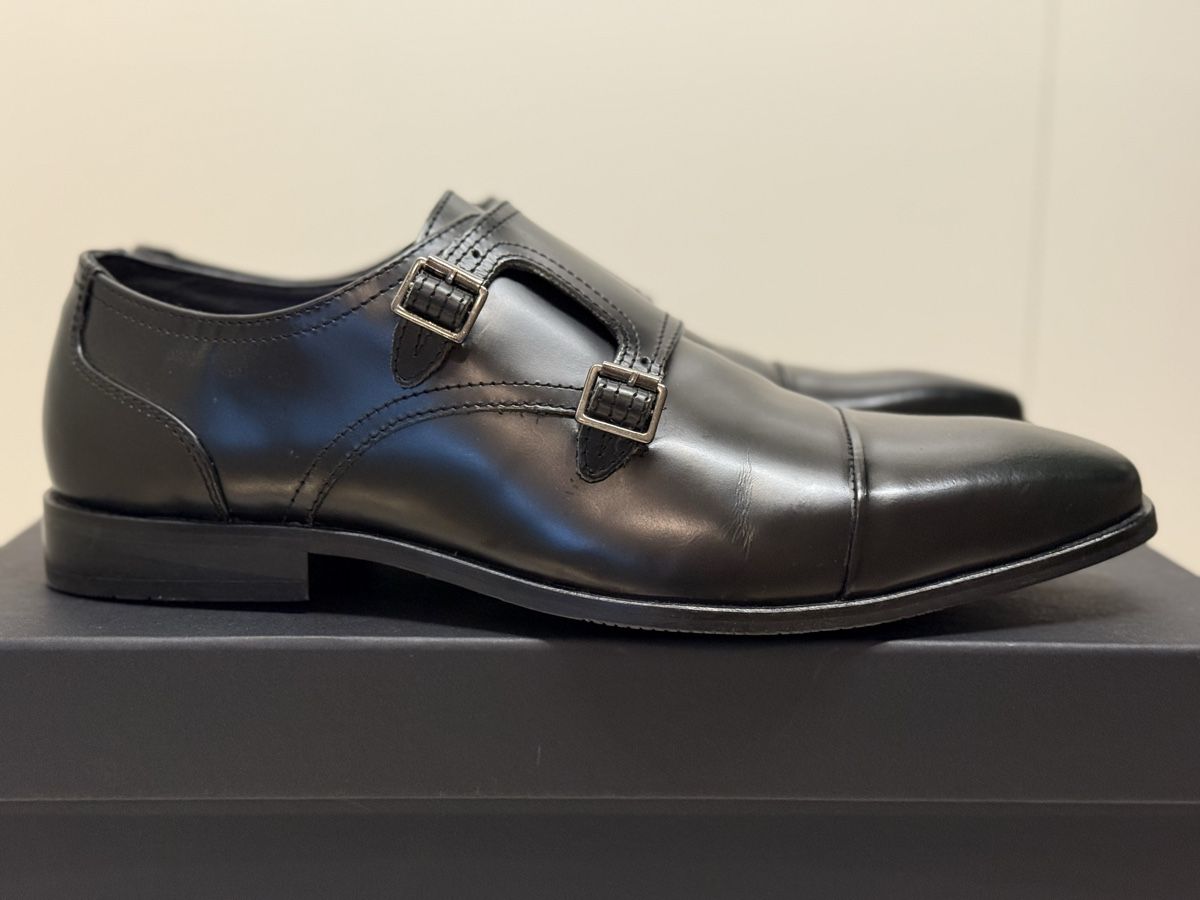 Scarpe da uomo: PierOne Slipper schwarz NEU Grösse 43 – Nuovo (secondo la descrizione) da Schindellegi venduto da HeroMan.