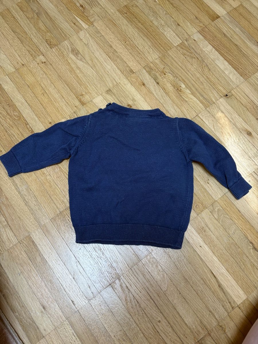 Pullover & Sweatshirts: Baby-Pullover mit Traktor, Gr. 62🚜 – Gebraucht aus Oberglatt ZH von Haushalt1984 1