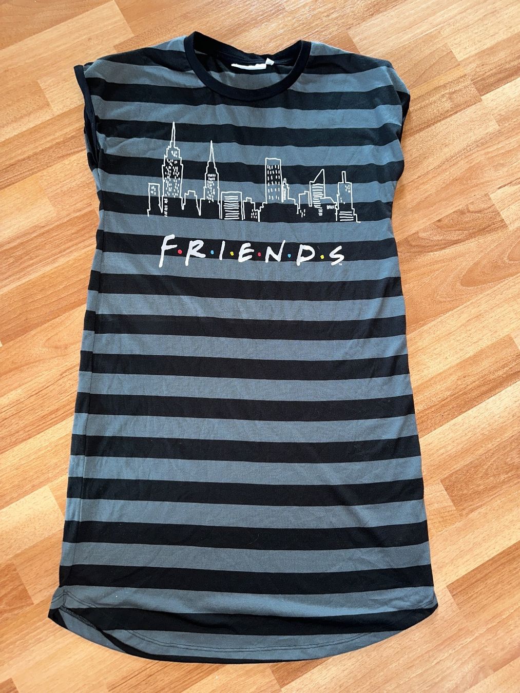 Vestiti & Gonne: Kleid FRIENDS GR. 11/12 – Usato da Wald AR venduto da sar_x867
