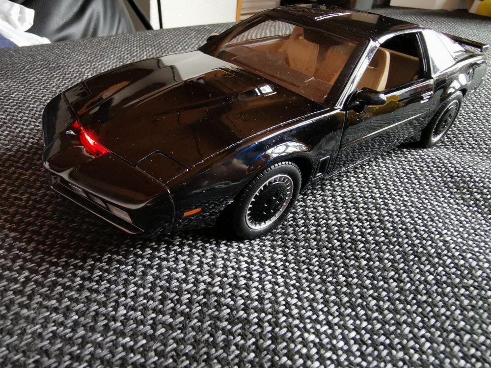 Knight Rider ERTL 1:18 Modell (Gebraucht) in Mastrils für CHF 210 – mit ...