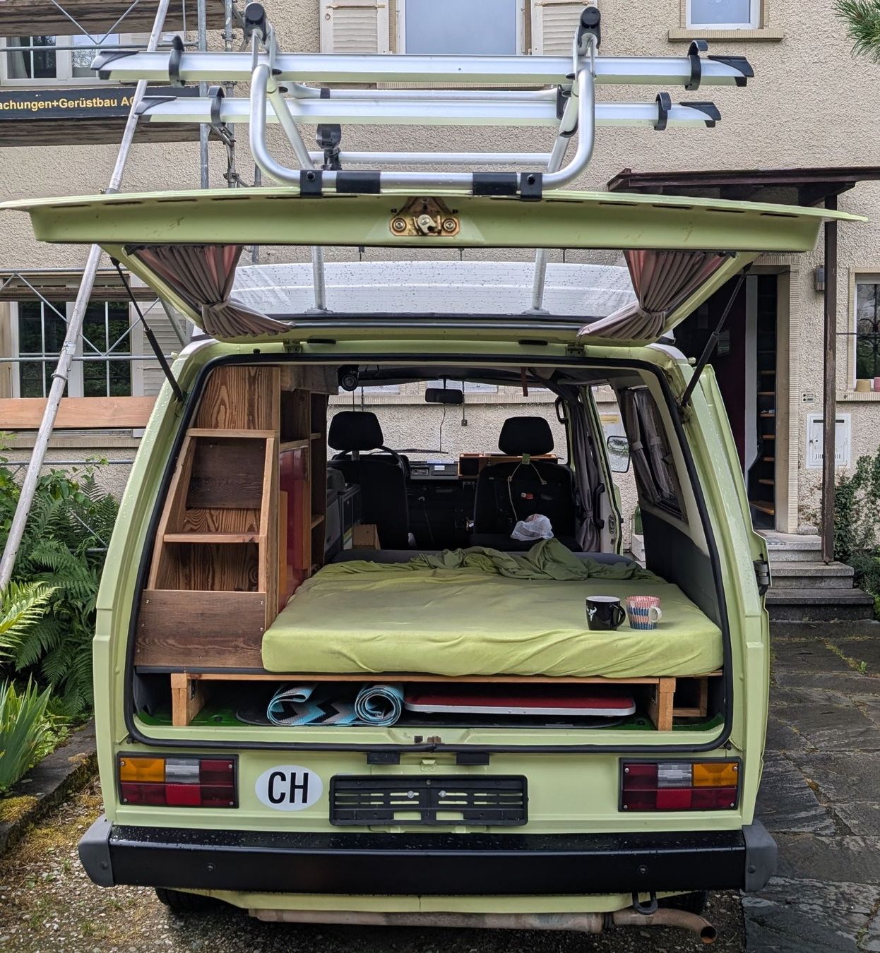 VW Véhicules de camping: VW Bus T3 - Typ 2 mit Hochstelldach – D'occasion à Solothurn par Theleftfoot 3