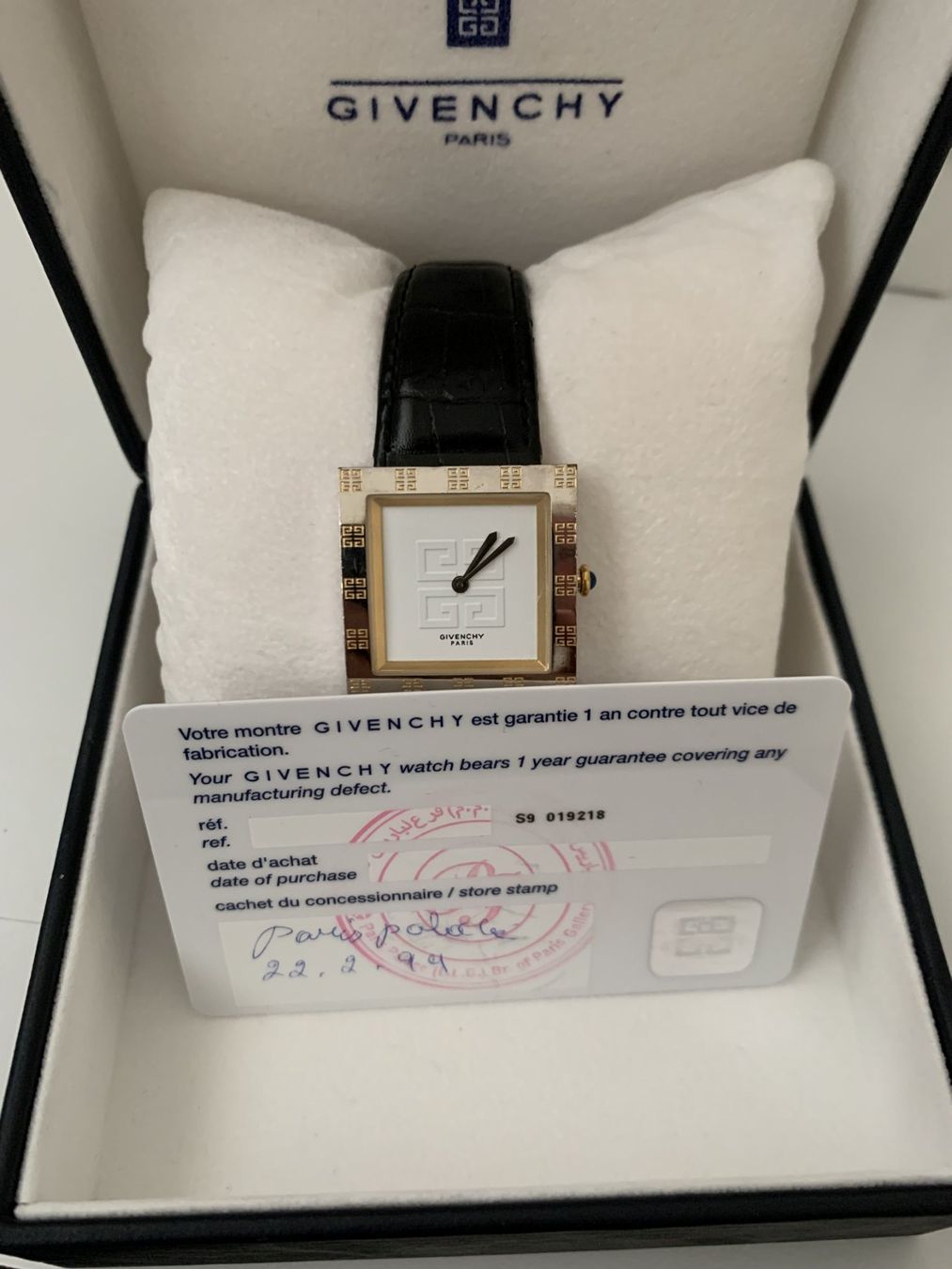 Givenchy Orologi: Armbanduhr "GIVENCHY" – Usato da Wil SG venduto da horizonte254 5
