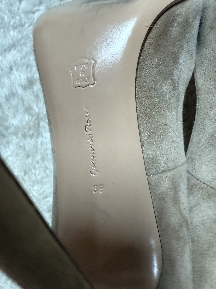 Gianvito Rossi Scarpe da donna: Gianvito Rossi 39 690€ – Usato da Barna venduto da orbuyorcry 6
