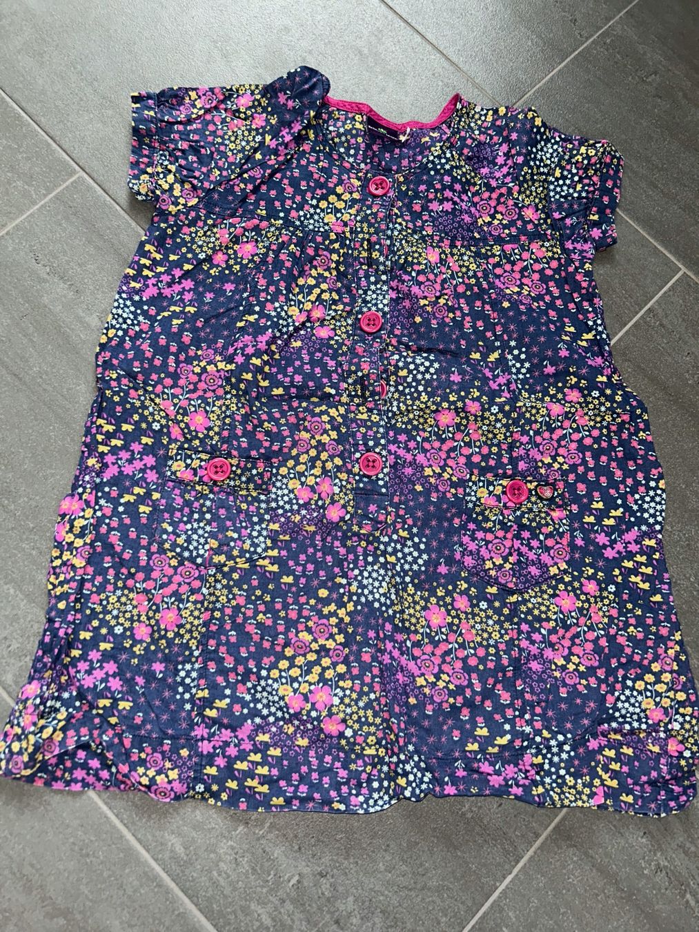 Vestiti & Gonne: Longbluse/Kurzes Kleidli Sergent Major 110 – Usato da Safenwil venduto da 2hand_aber_wertvoll