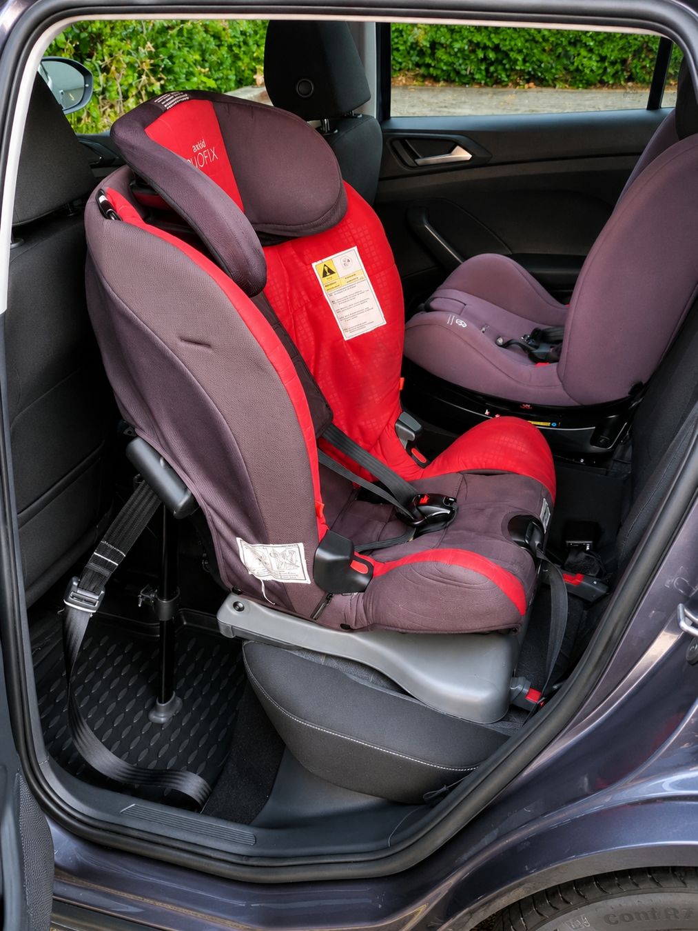 Auto-Kindersitze: Axkid Duofix Kindersitz – Gebraucht aus Fislisbach von Macoviec