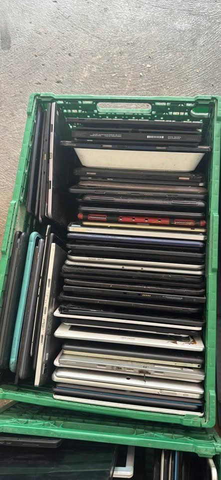 Notebook: 279 Stück Android Tabletts / Notebooks (ausverkauf) export – Difettoso da Olten venduto da HoYa01 1