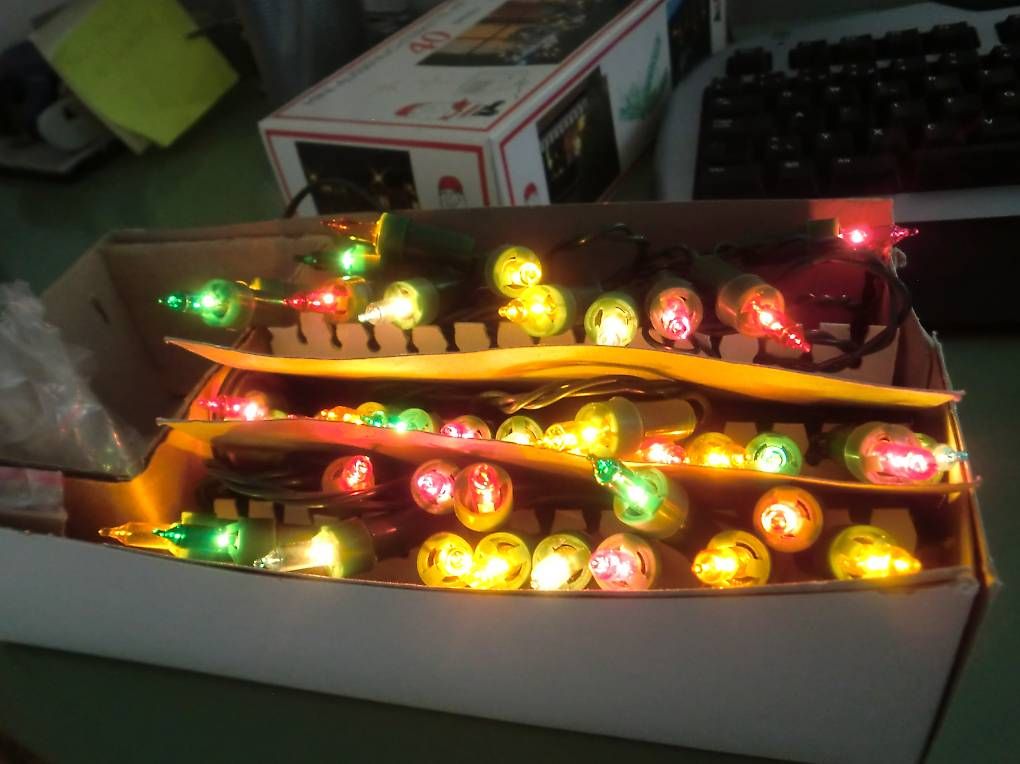 Ghirlande e barre luminose: Farbige Weihnachtslichterschlange – Usato da Giswil venduto da Wiskiy95