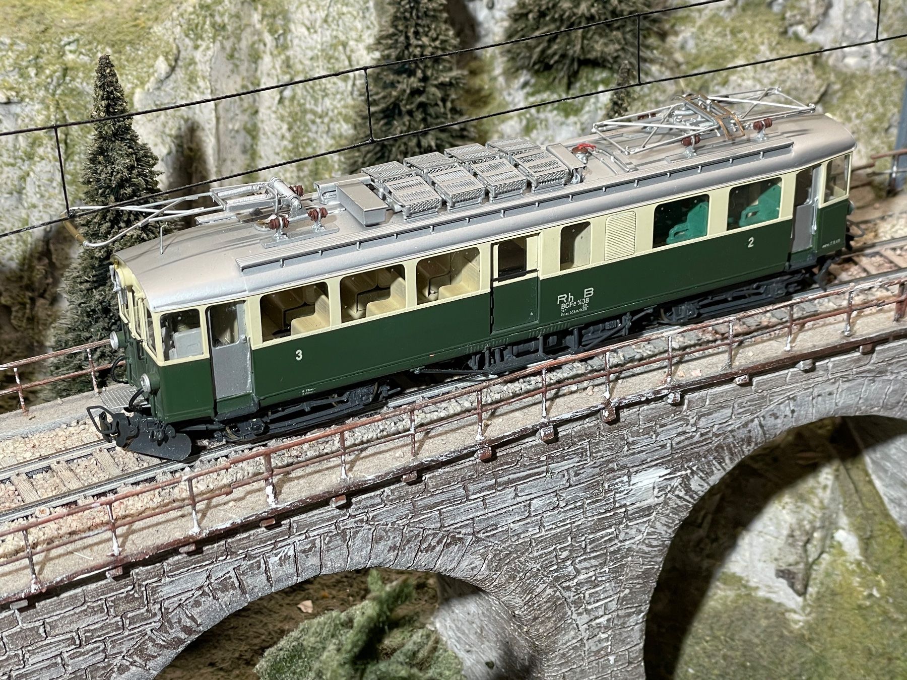 Lemaco Modelleisenbahnen: Lemaco, RhB BCFe 4/4, No: 38 – Neu (gemäss Beschreibung) aus Krummenau von ferrotech 4