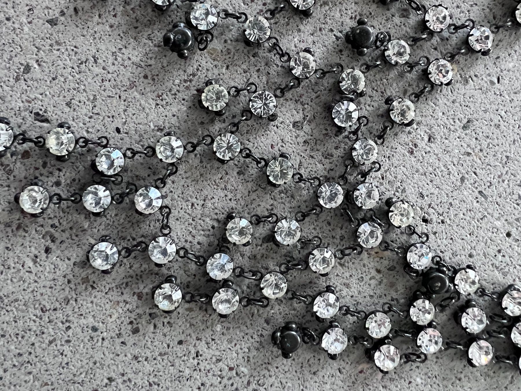 Catenine: Kette, Collier, Strass, schwarz – Nuovo (secondo la descrizione) da Richterswil venduto da Solemare47Nicole 2