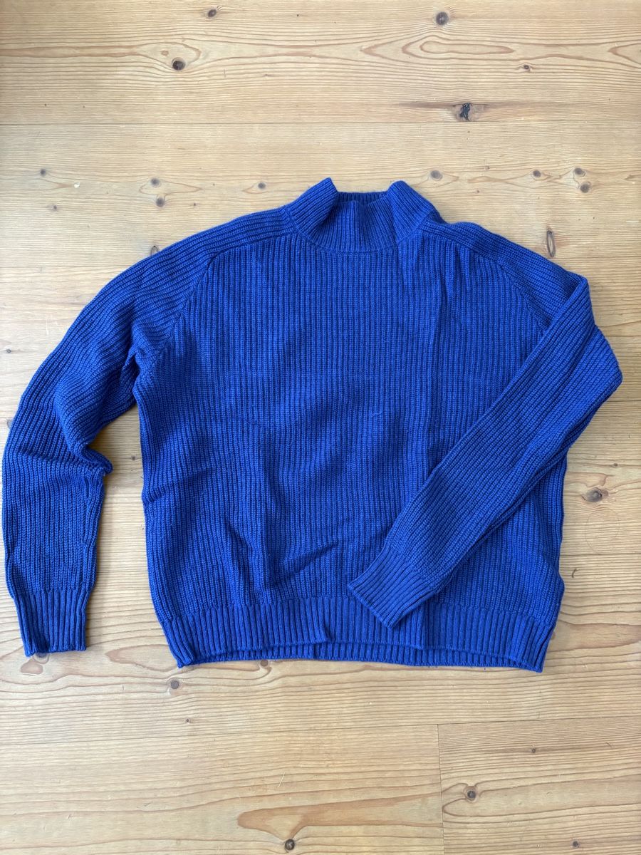 Collectif Mon Amour Pullover & Sweatshirts: Pullover Collectif mon Amour in blau – Gebraucht aus Basel von pas_5mxf