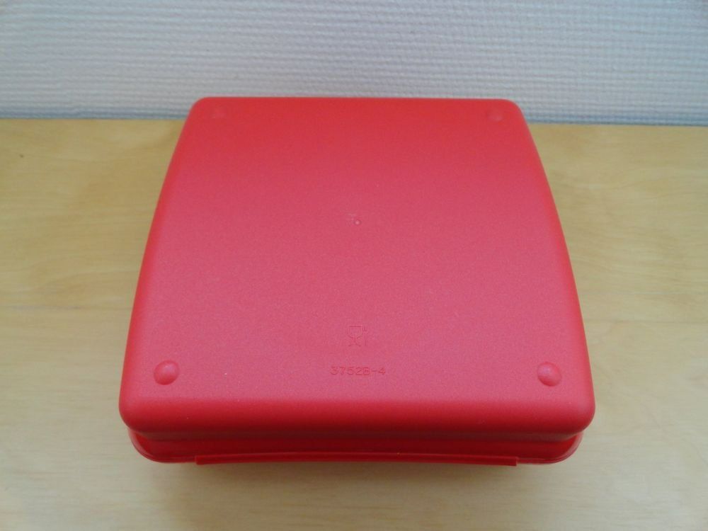 Tupperware Contenitori & Simili: Tupperware Sandwich Box / Erste Hilfe Box – Nuovo (secondo la descrizione) da Bürchen venduto da lks.lnr 1