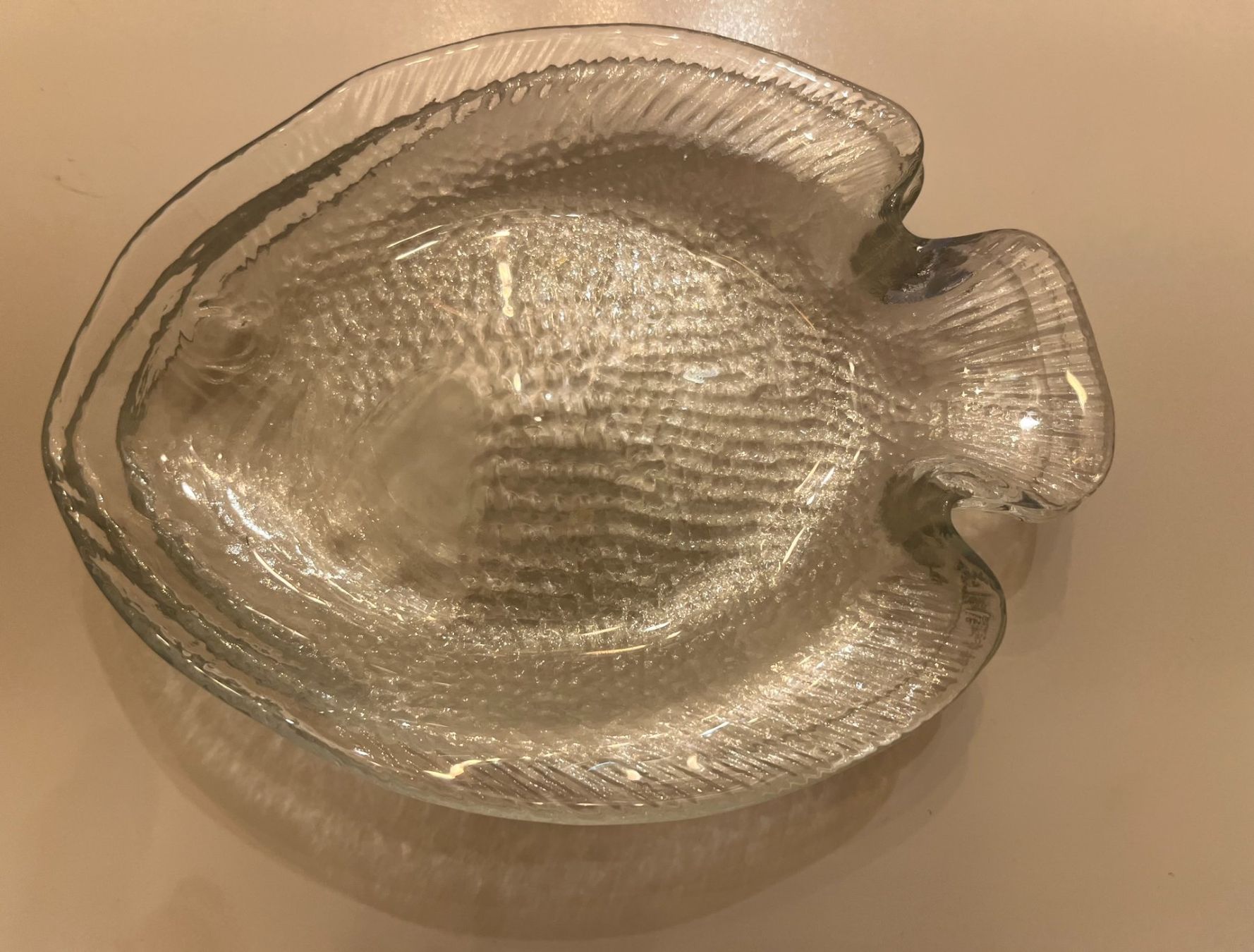 Teller: Glasteller in Fischform – Gebraucht aus Bern von golden_tiger_120 3