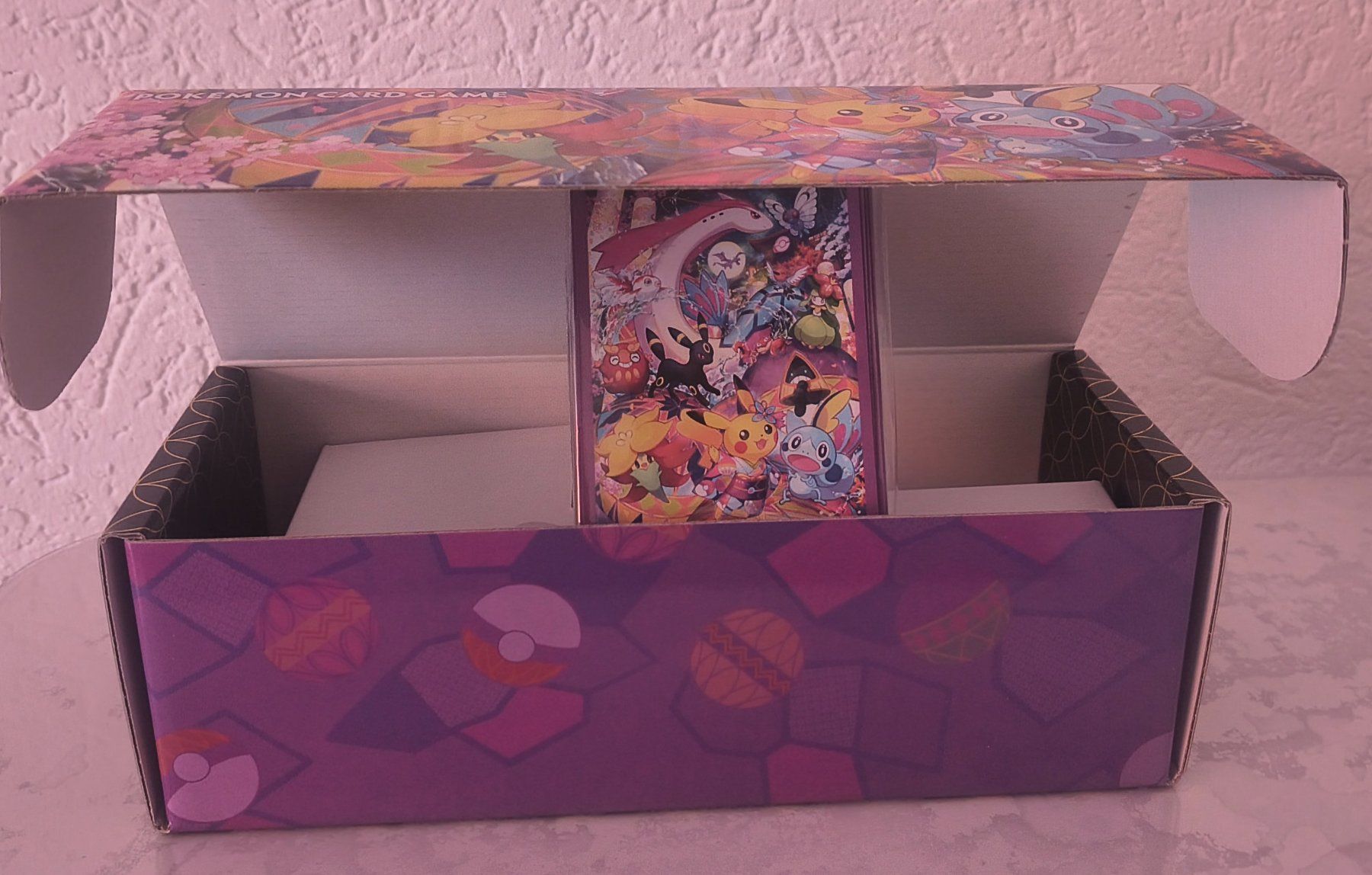 Pokémon Carte collezionabili: Kanazawa empty box + sleeves Pokemon – Nuovo (secondo la descrizione) da Muraz (Collombey) venduto da Carddealerswis